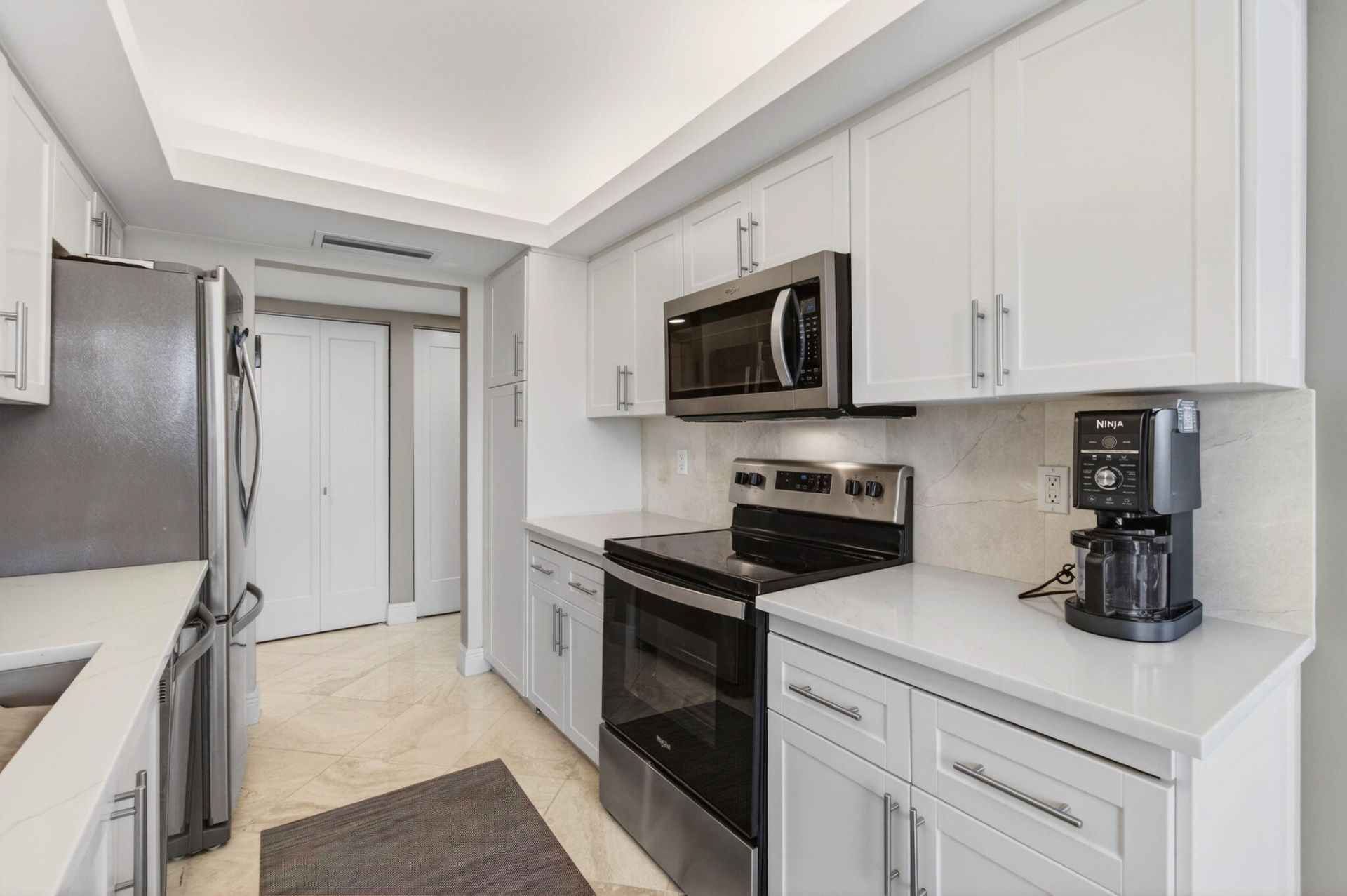 2001 N Ocean Boulevard, Unit 305, Boca Raton, FL 33431 Photo