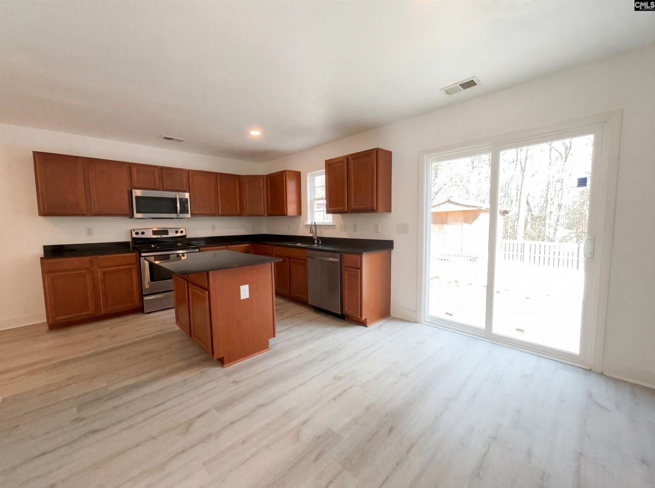 1300 Green Turf Lane Photo 10