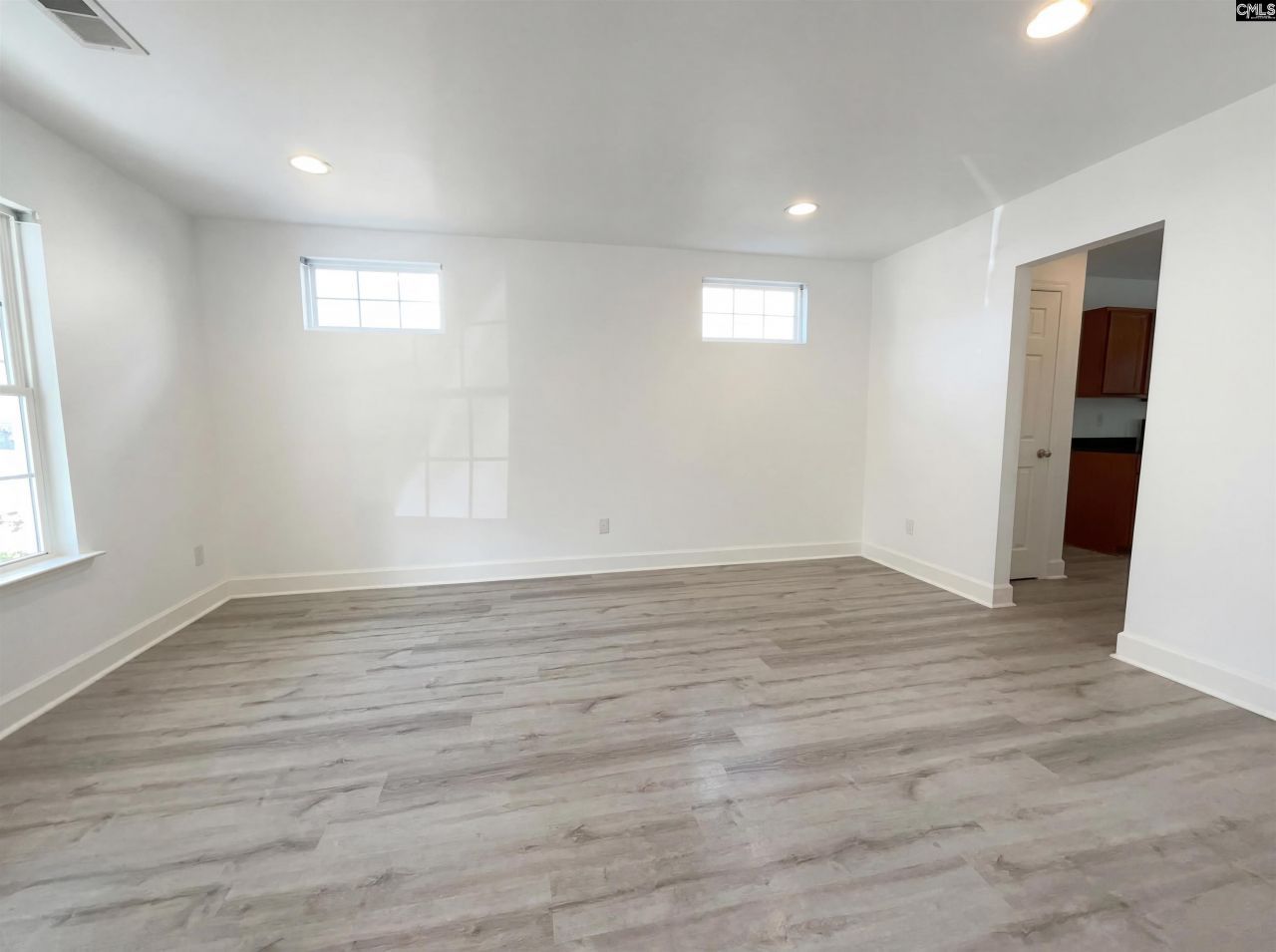 1300 Green Turf Lane Photo 13