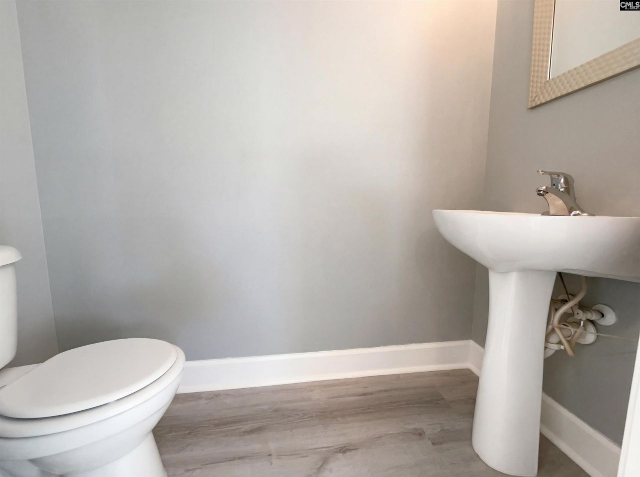 1300 Green Turf Lane Photo 16