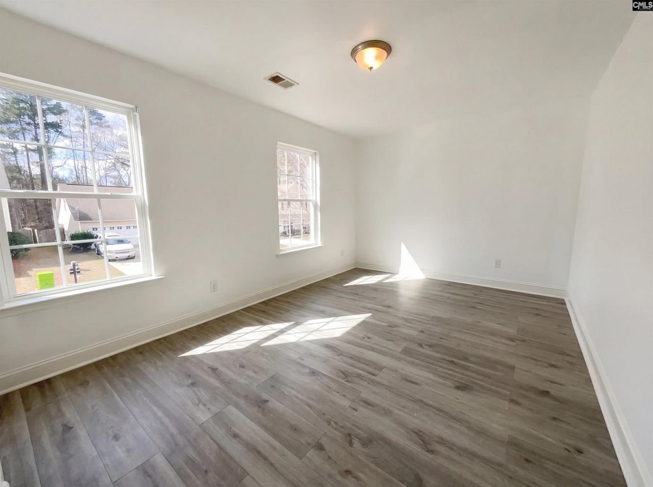 1300 Green Turf Lane Photo 18