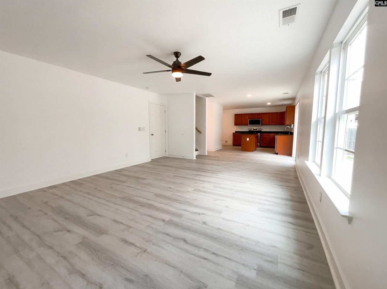 1300 Green Turf Lane Photo 8