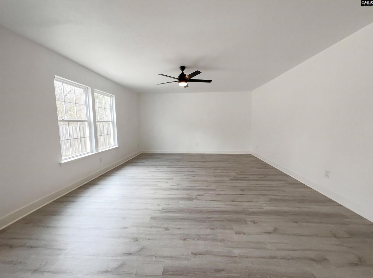 1300 Green Turf Lane Photo 9