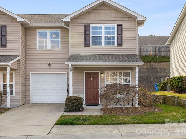 49 Farington Circle, Fletcher, NC 28732