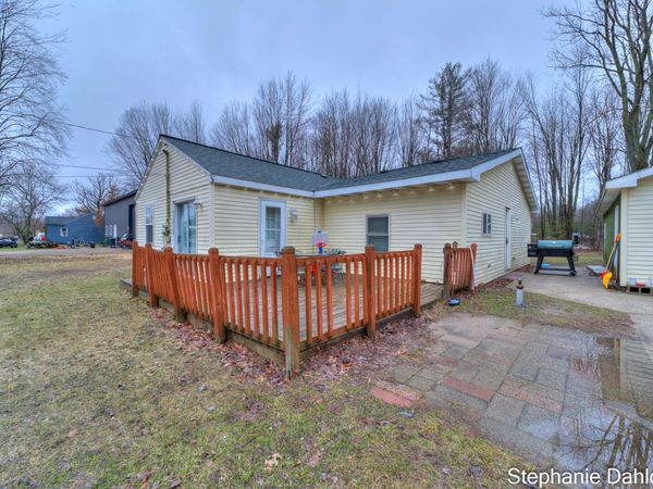 1362 W Mcmillan Road, Muskegon, MI 49445
