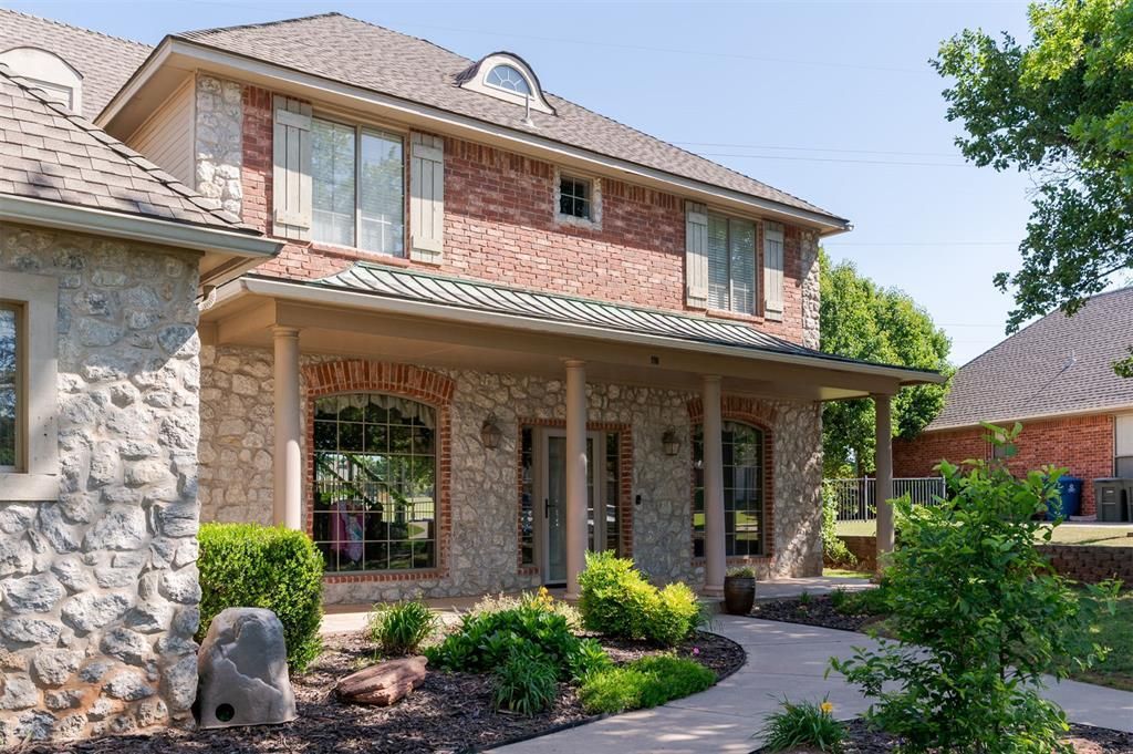 417 Heritage Green Road, Edmond, OK 73003 Main Photo