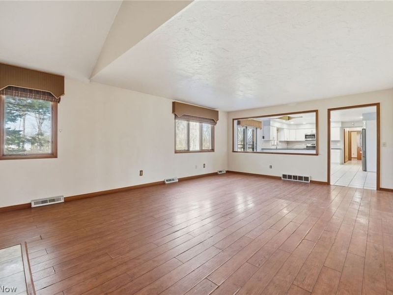 19649 Sagamore Road , Walton Hills, OH 44146 Photo 5