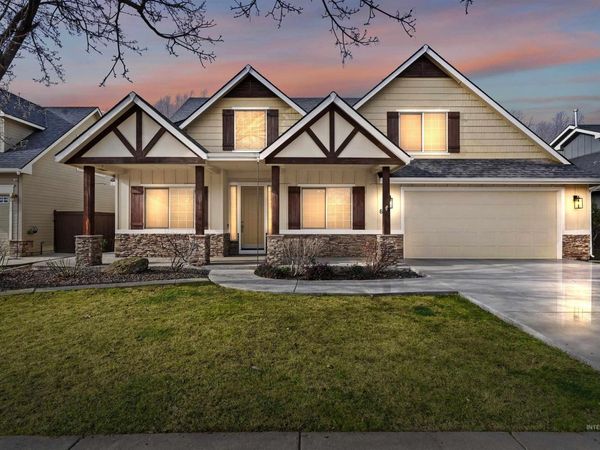 675 W Pickford St, Meridian, ID 83646