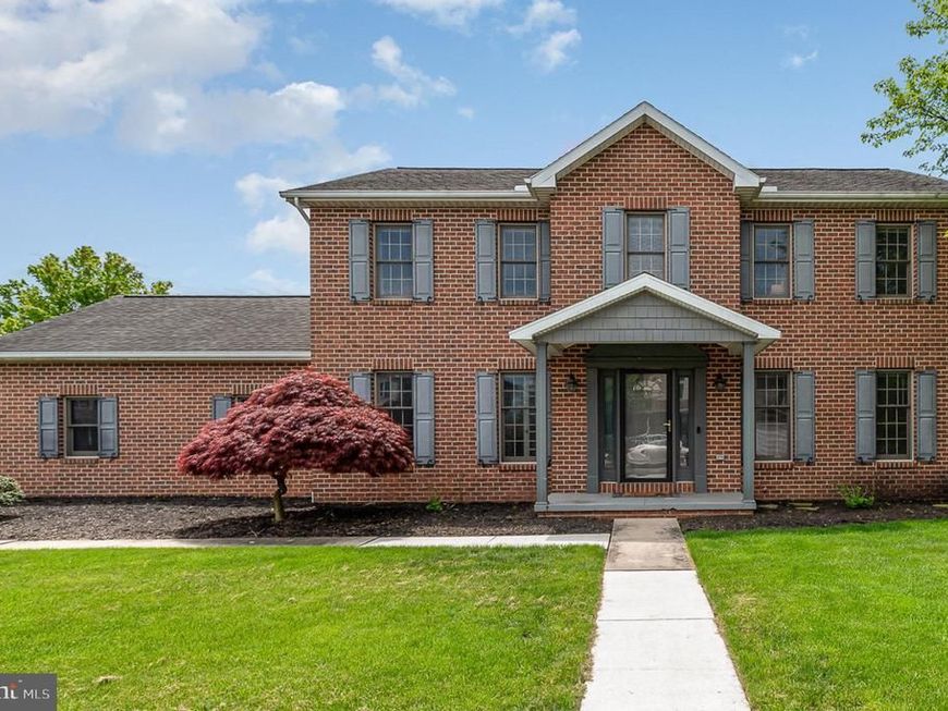 6809 Drake Drive, Harrisburg, PA 17112 Main Photo