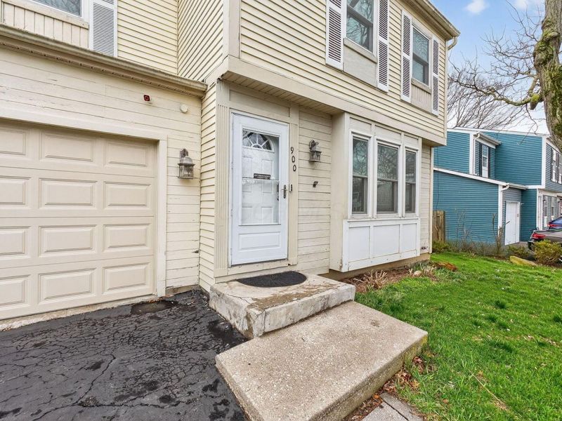 900 Pebblelane Drive , Unit 57, Columbus, OH 43085 Photo 3