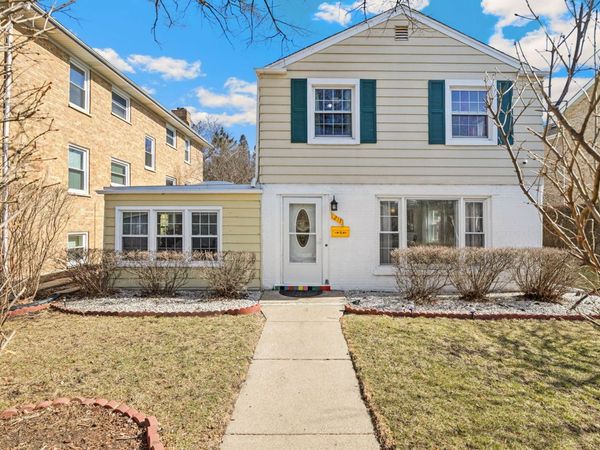 213 S Dryden Place , Arlington Heights, IL 60004