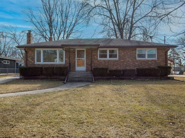2937 172nd Street , Lansing, IL 60438