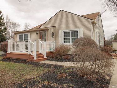 3827 Bates Road, Medina, NY 14103