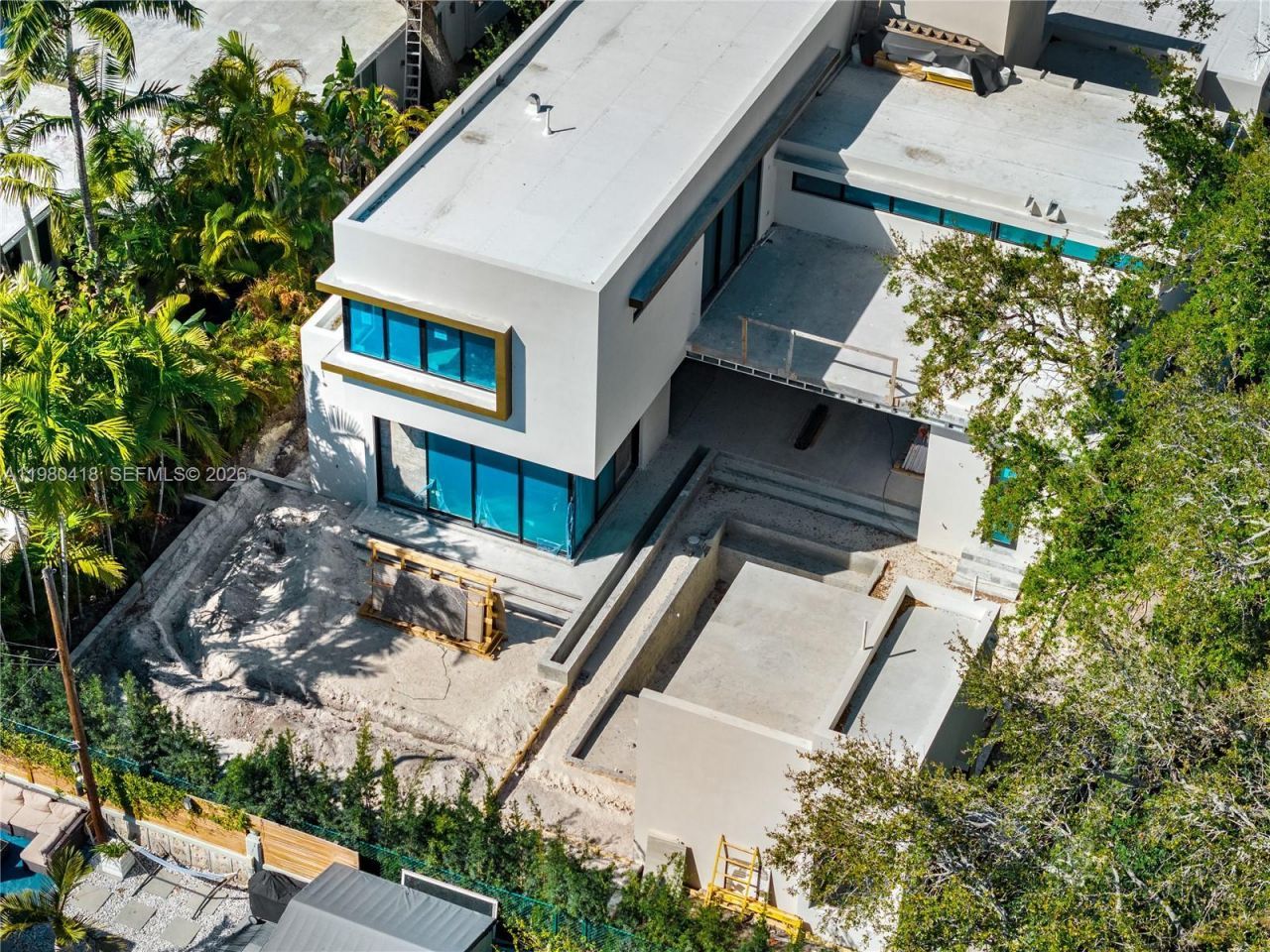 820 NE 111th St , Biscayne Park, FL 33161 Photo