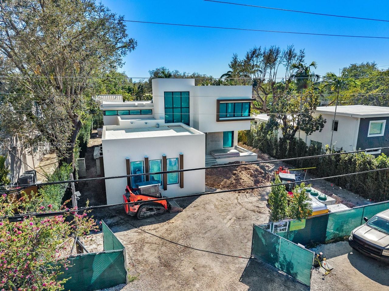 820 NE 111th St , Biscayne Park, FL 33161 Photo