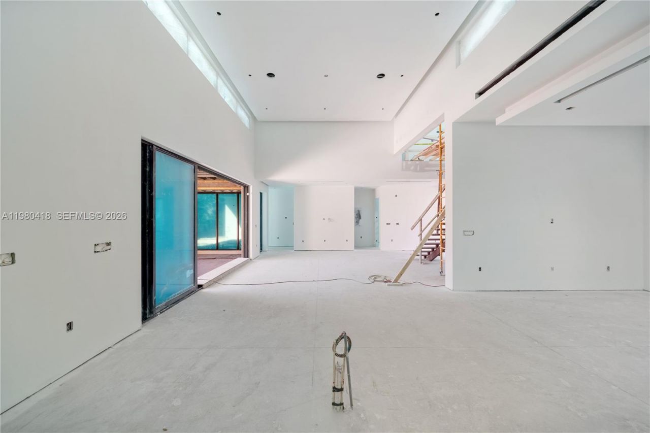 820 NE 111th St , Biscayne Park, FL 33161 Photo