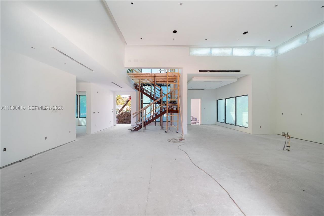 820 NE 111th St , Biscayne Park, FL 33161 Photo