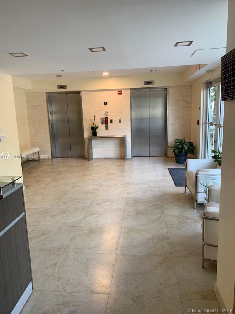 816 NW 11th St, Unit 801, Miami, FL 33136 Photo