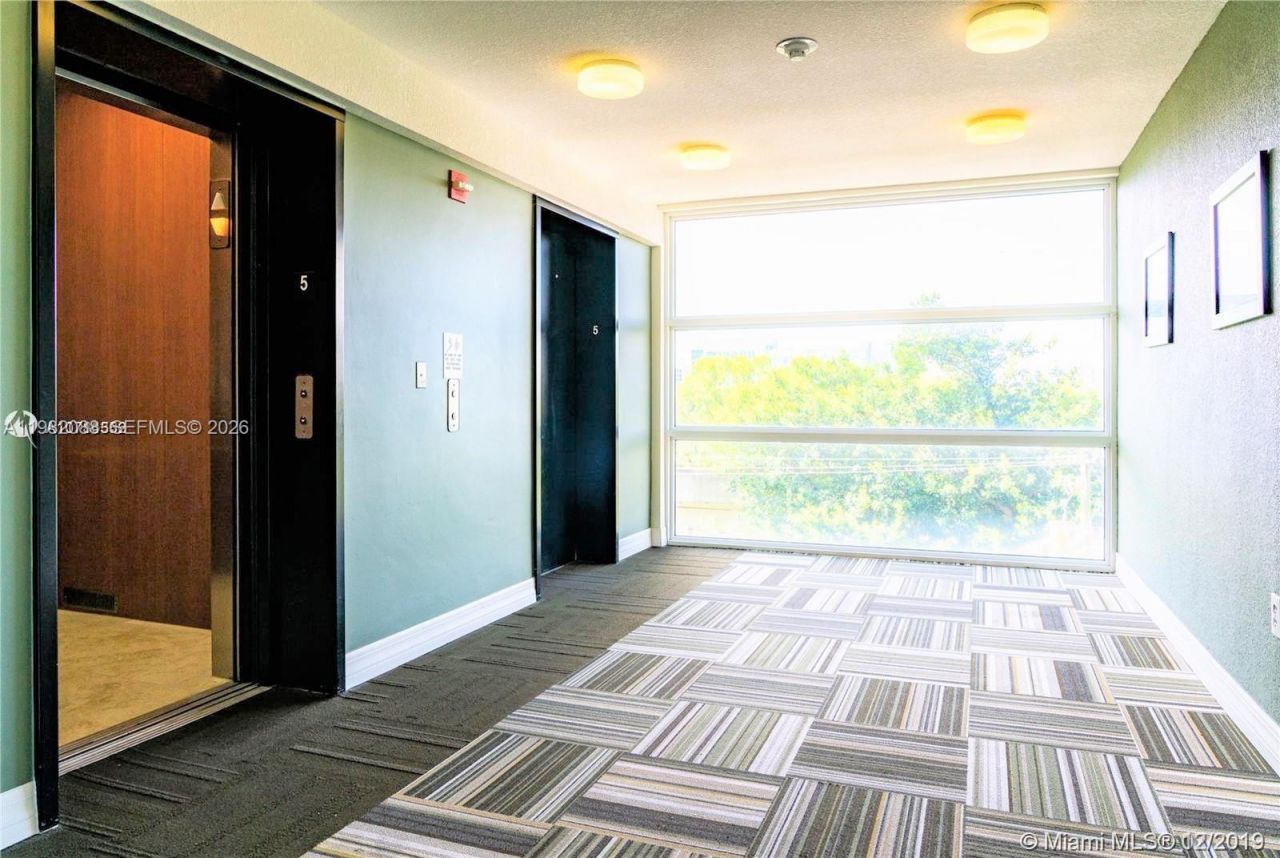 816 NW 11th St , Unit 801, Miami, FL 33136 Photo