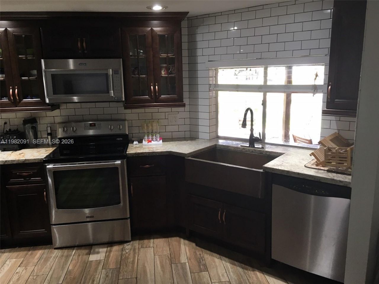 8421 SW 28th St , Davie, FL 33328 Photo