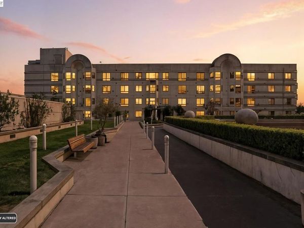 989 Webster St, Unit 443, Oakland, CA 94601