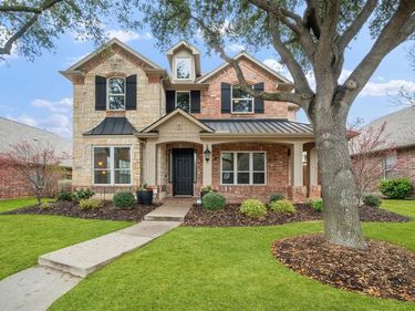 15801 Waterview Drive, Frisco, TX 75035