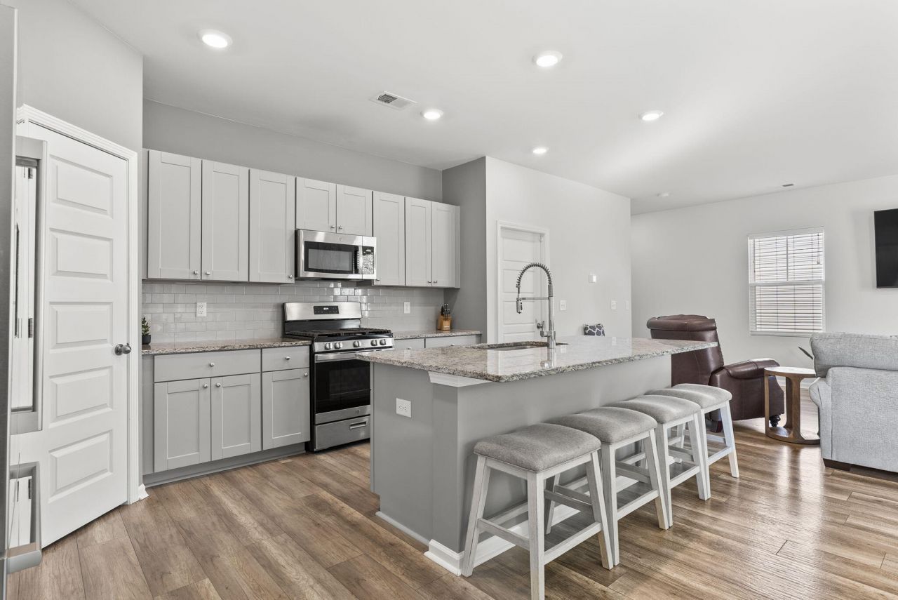 581 Spanish Wells Road Photo 12