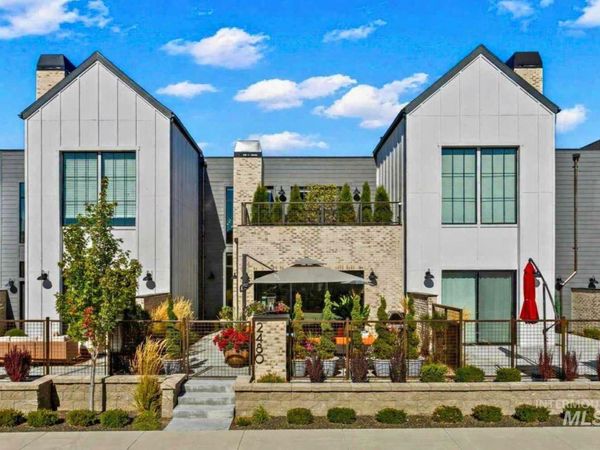 2480 W Iron Coop Street, Eagle, ID 83616