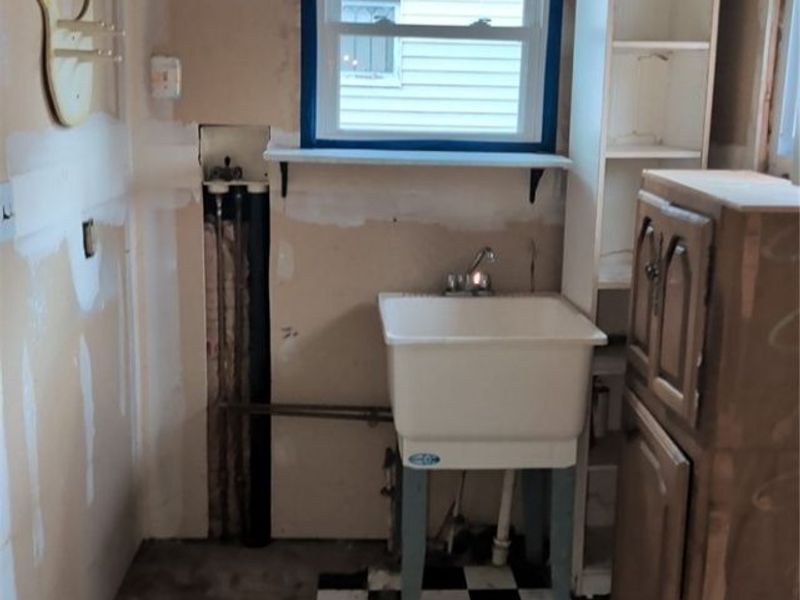 1857 Maple Avenue NE, Canton, OH 44705 Photo 5