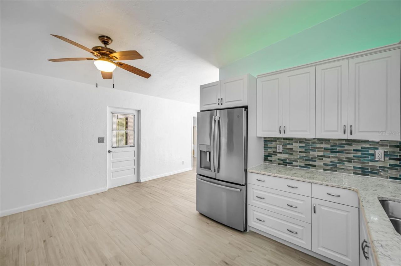 5901 10th Street N, Saint Petersburg, FL 33703 Photo