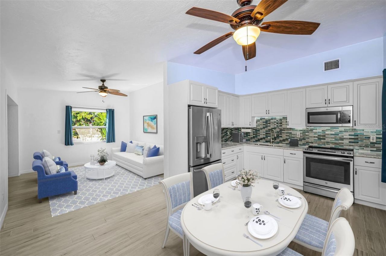 5901 10th Street N, Saint Petersburg, FL 33703 Photo