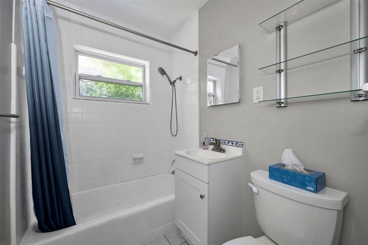 5901 10th Street N, Saint Petersburg, FL 33703 Photo