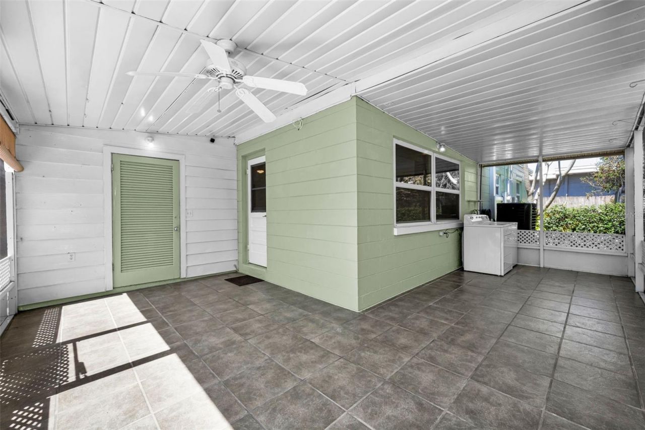 5901 10th Street N, Saint Petersburg, FL 33703 Photo