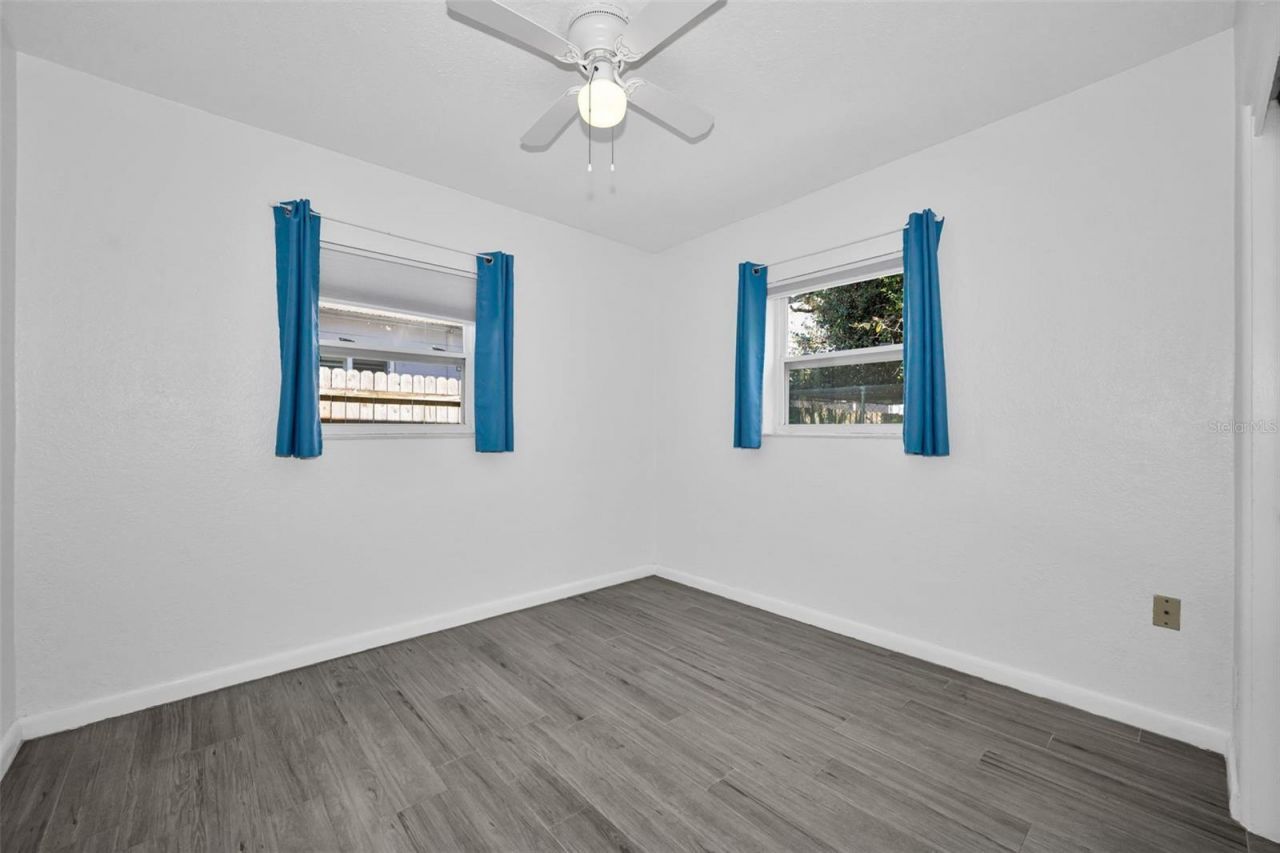 5901 10th Street N, Saint Petersburg, FL 33703 Photo