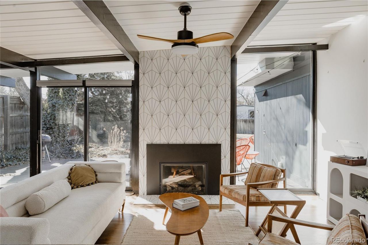 1495 S Elm Street S, Denver, CO 80222 Main Photo