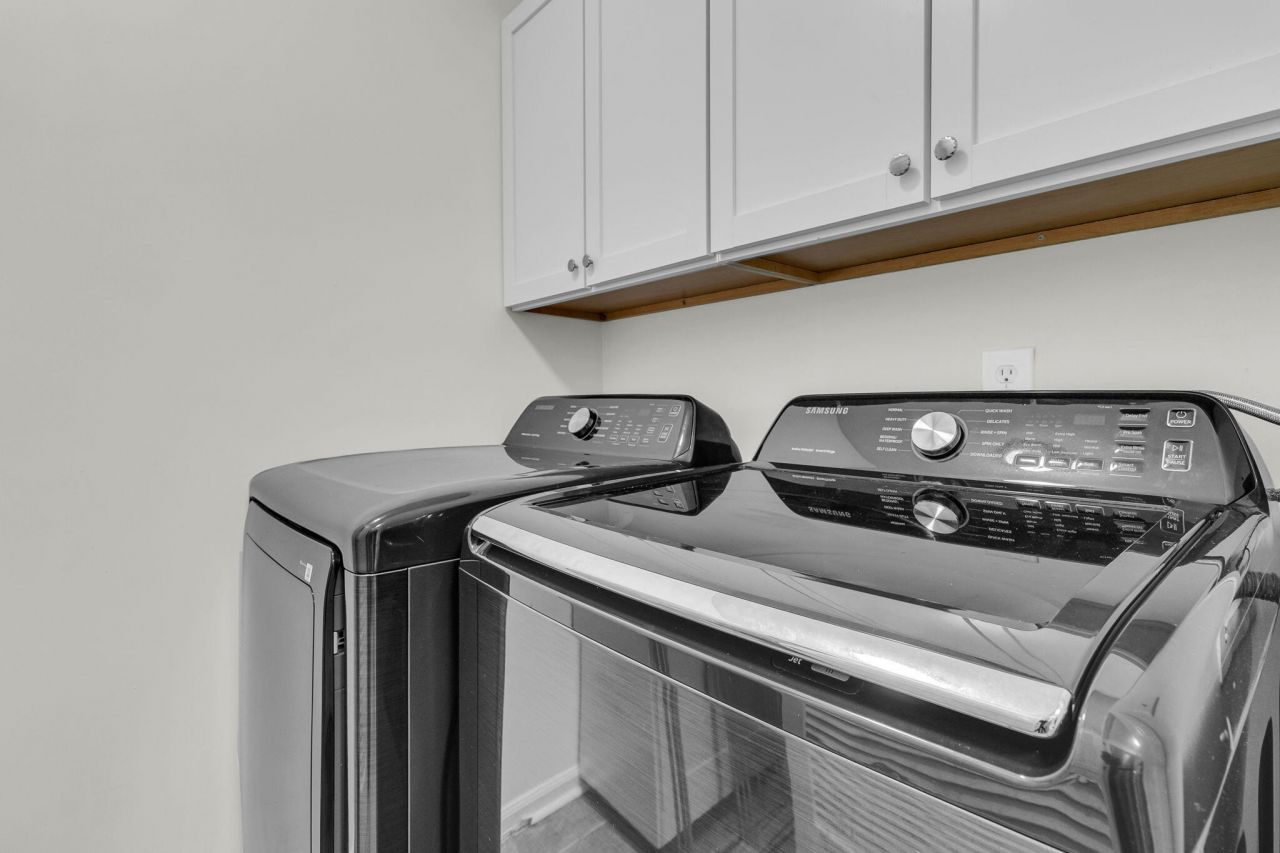 1860 Montclair Drive Photo 11