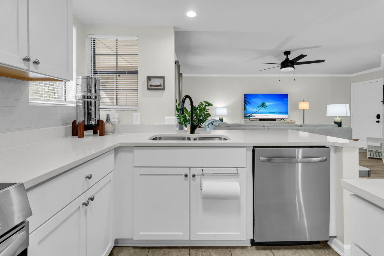 1860 Montclair Drive Photo 12