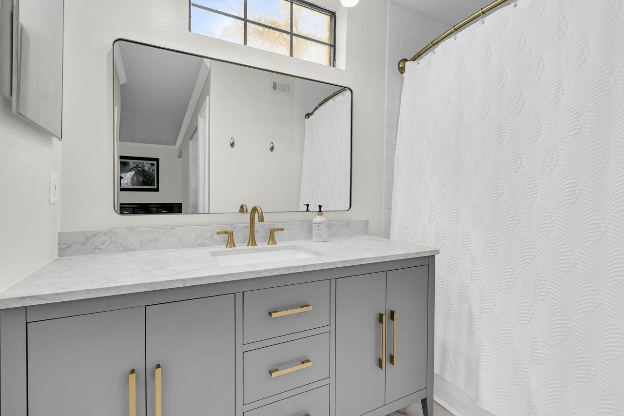 1860 Montclair Drive Photo 21