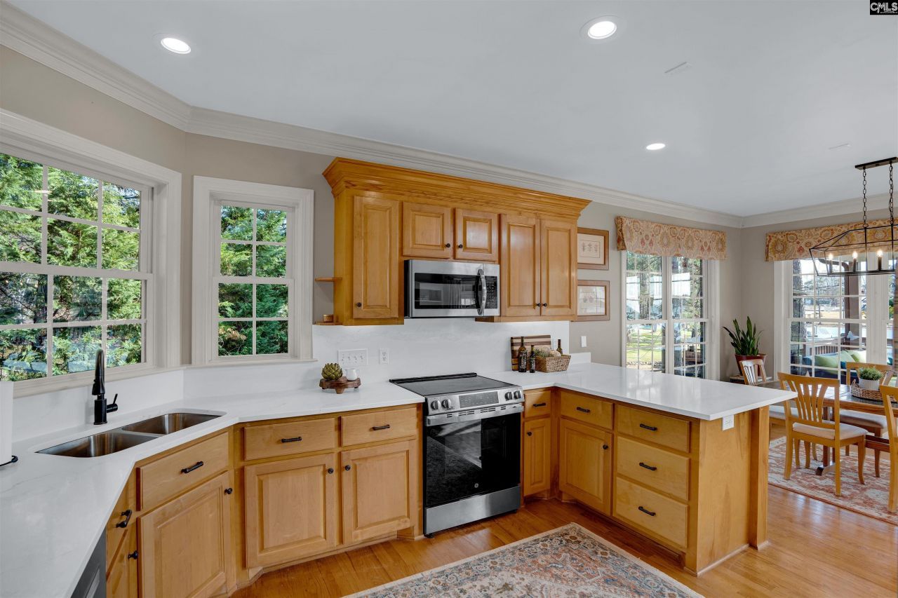 1081 Point View Road Photo 10