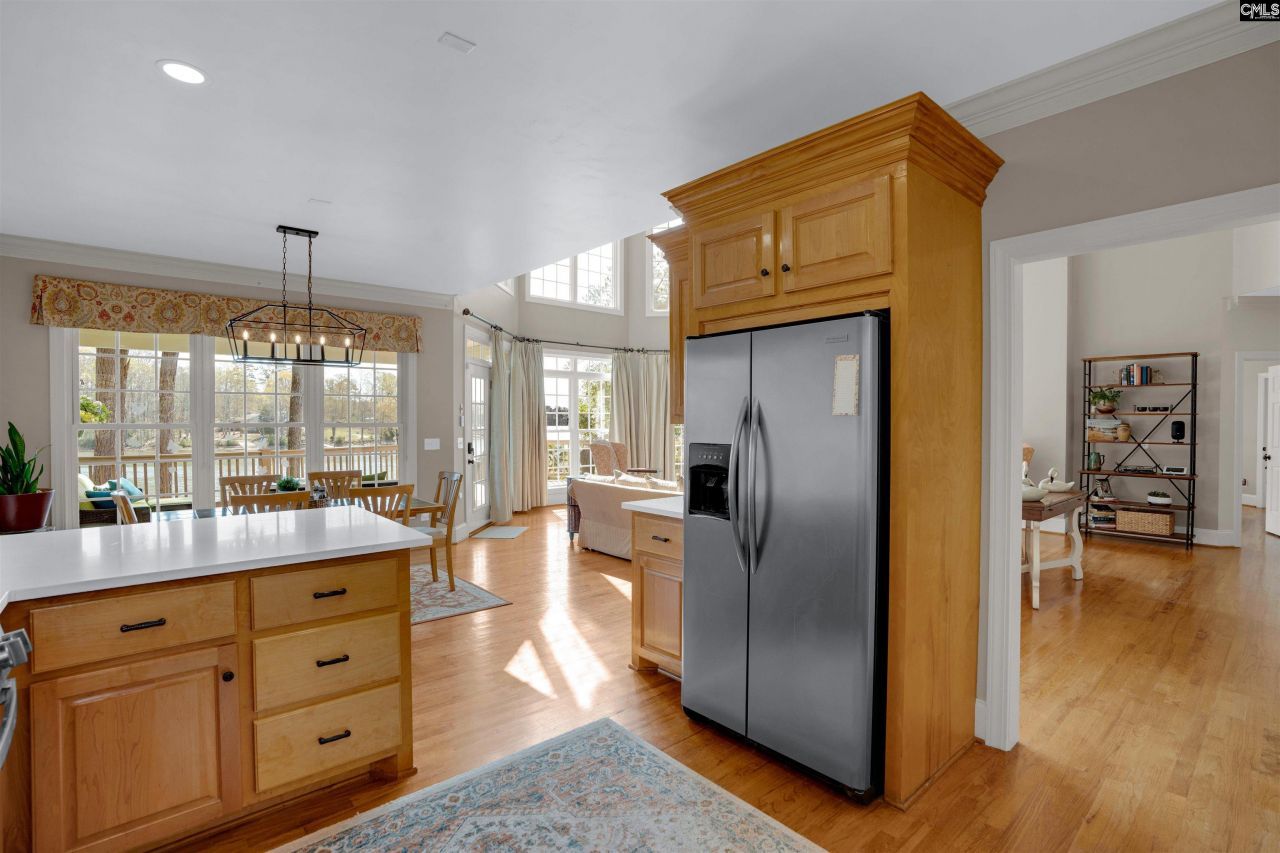 1081 Point View Road Photo 13