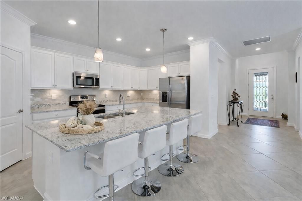 17609 Ashcomb Way, Estero, FL 33928 Photo