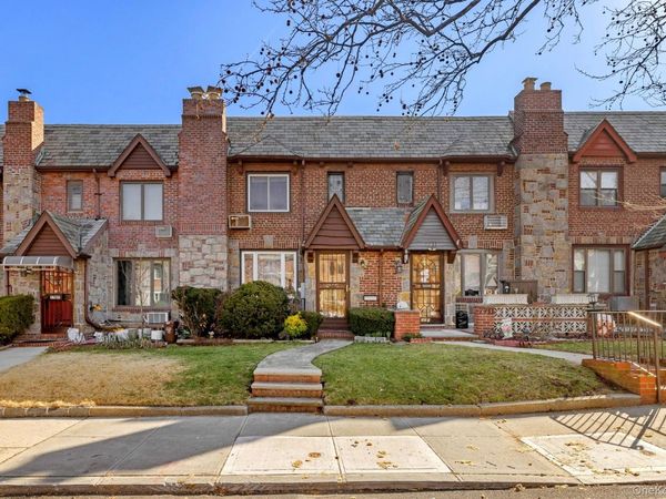 7709 82nd Street , Glendale, NY 11385