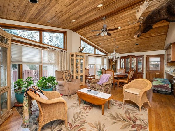 5502 Regis Trail NE, Fridley, MN 55432