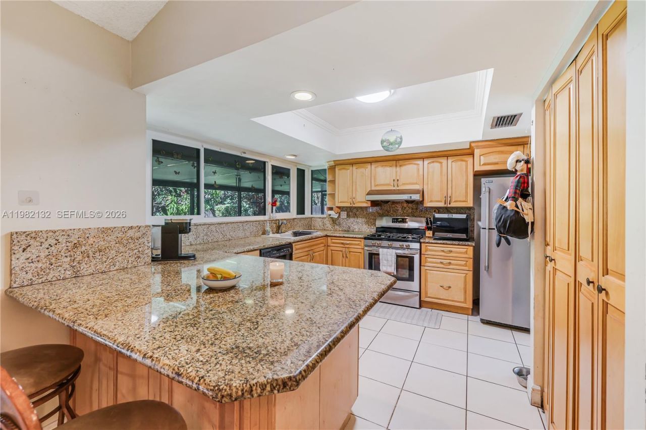 11541 SW 100th St , Miami, FL 33176 Photo