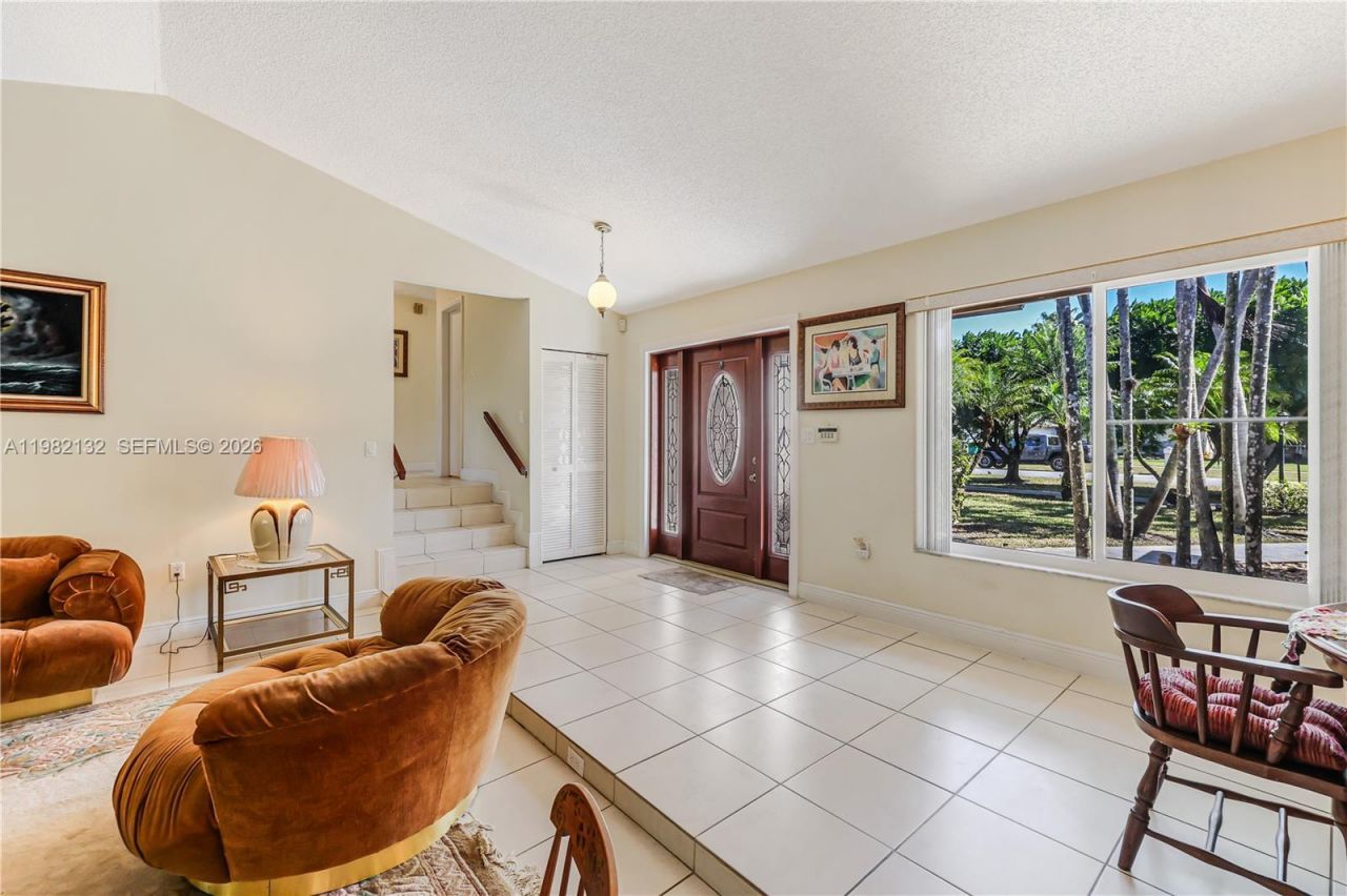 11541 SW 100th St , Miami, FL 33176 Photo