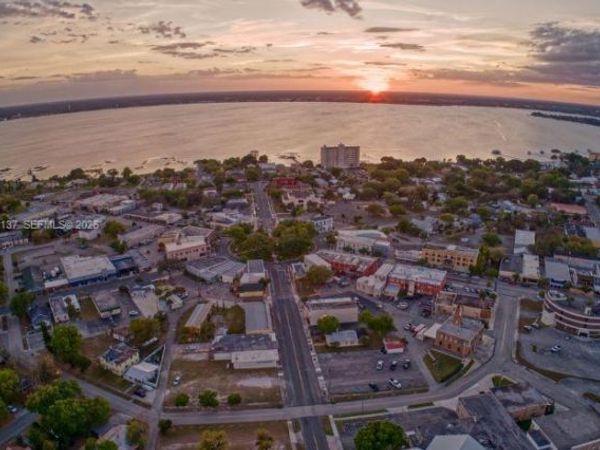 1009 ORANGE CREEK LN, Sebring, FL 33870