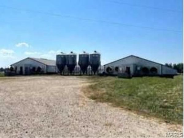 7485 Pike 418, Middletown, MO 63359