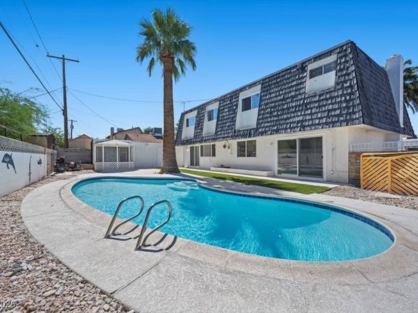 2975 Boise Street, Las Vegas, NV 89121