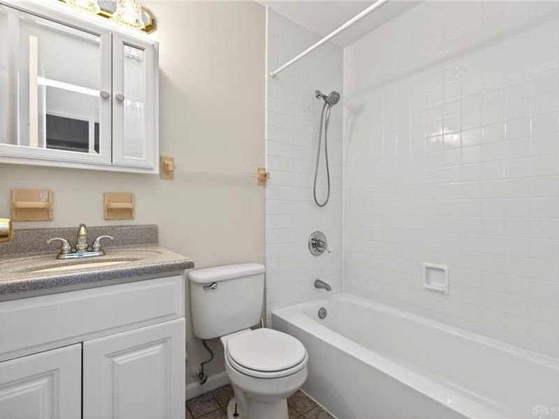 7031 Union Schoolhouse Road, Riverside, OH 45424 Photo 16