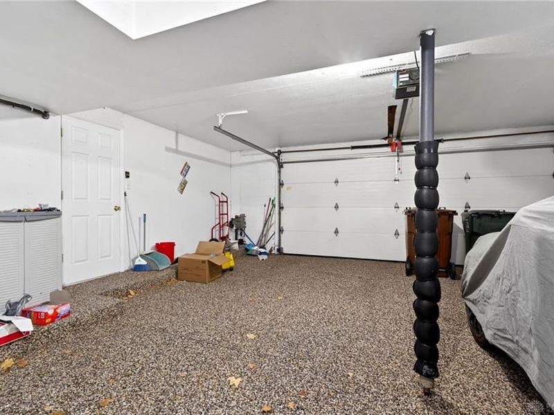 7031 Union Schoolhouse Road, Riverside, OH 45424 Photo 31